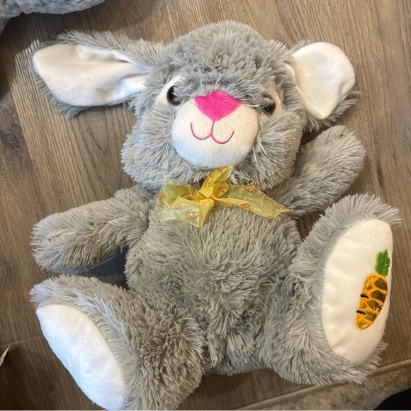 Easter Bunny Plush Lot Of 7 CVS Brand NWT Mixed Sizes Spring Lovey Cottondale - Picture 4 of 14